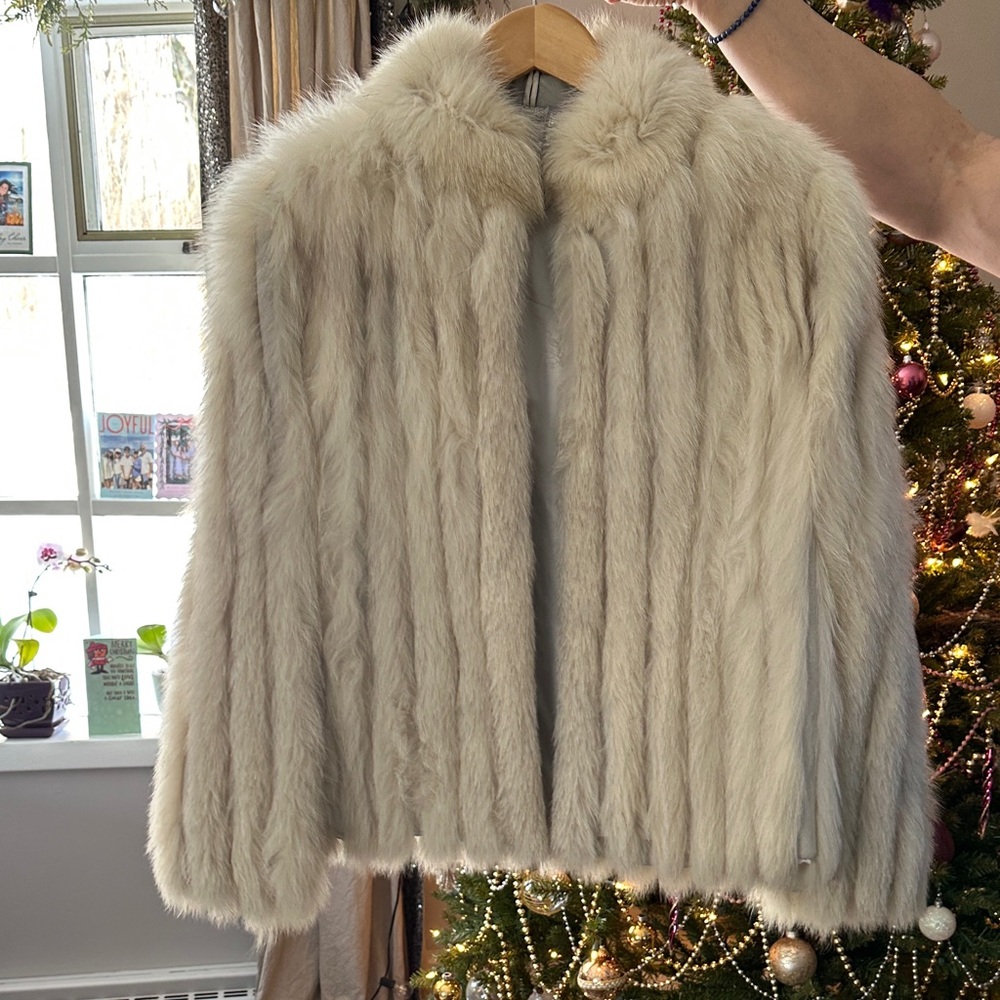 Elegant Cream Faux Fur Jacket